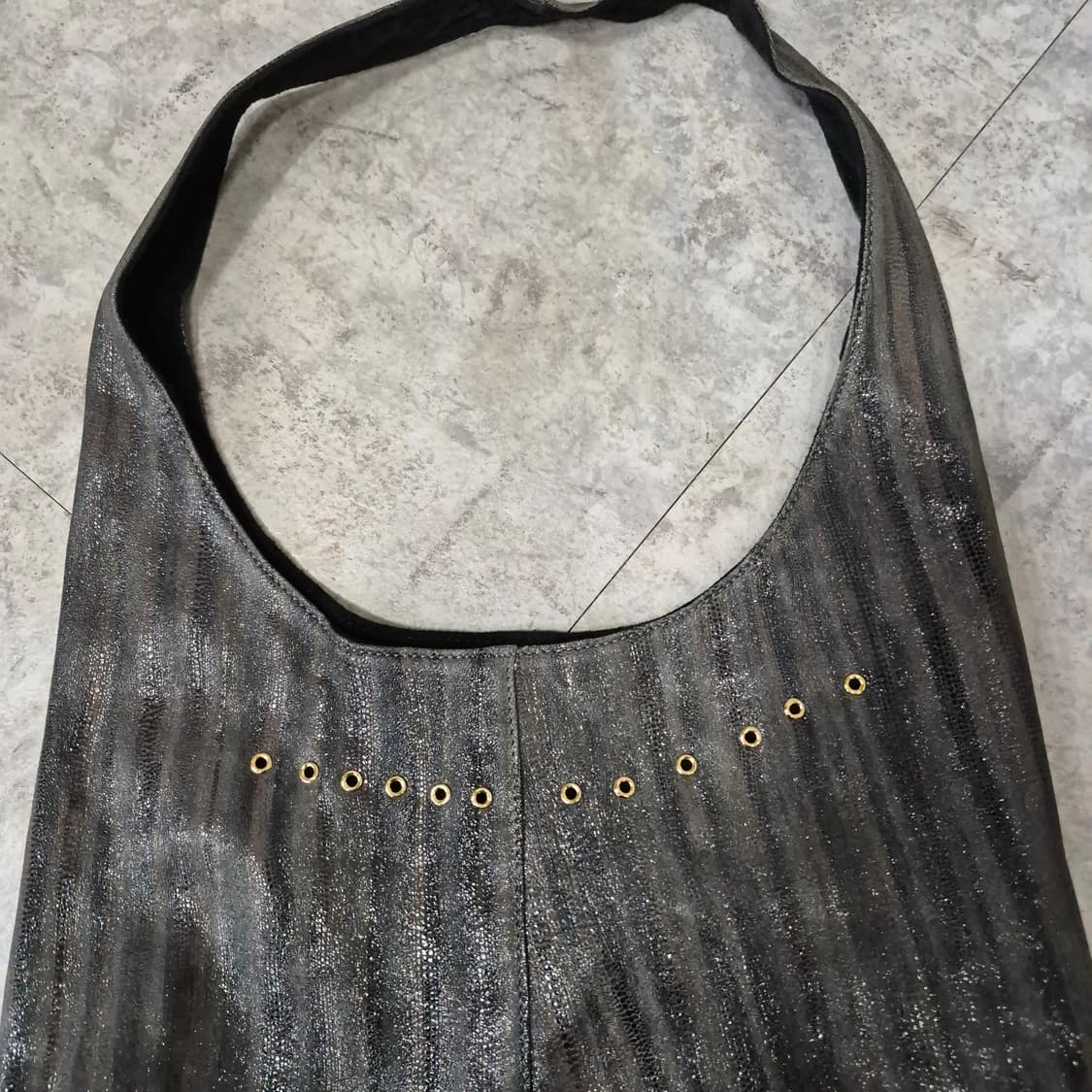 빈티지 가죽숄더백 상품이미지3