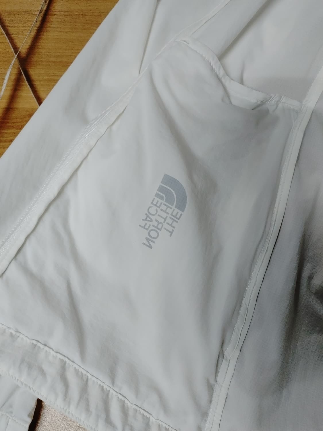 THE NORTH FACE 노스페이스  봄여름 바람막이 상품이미지6