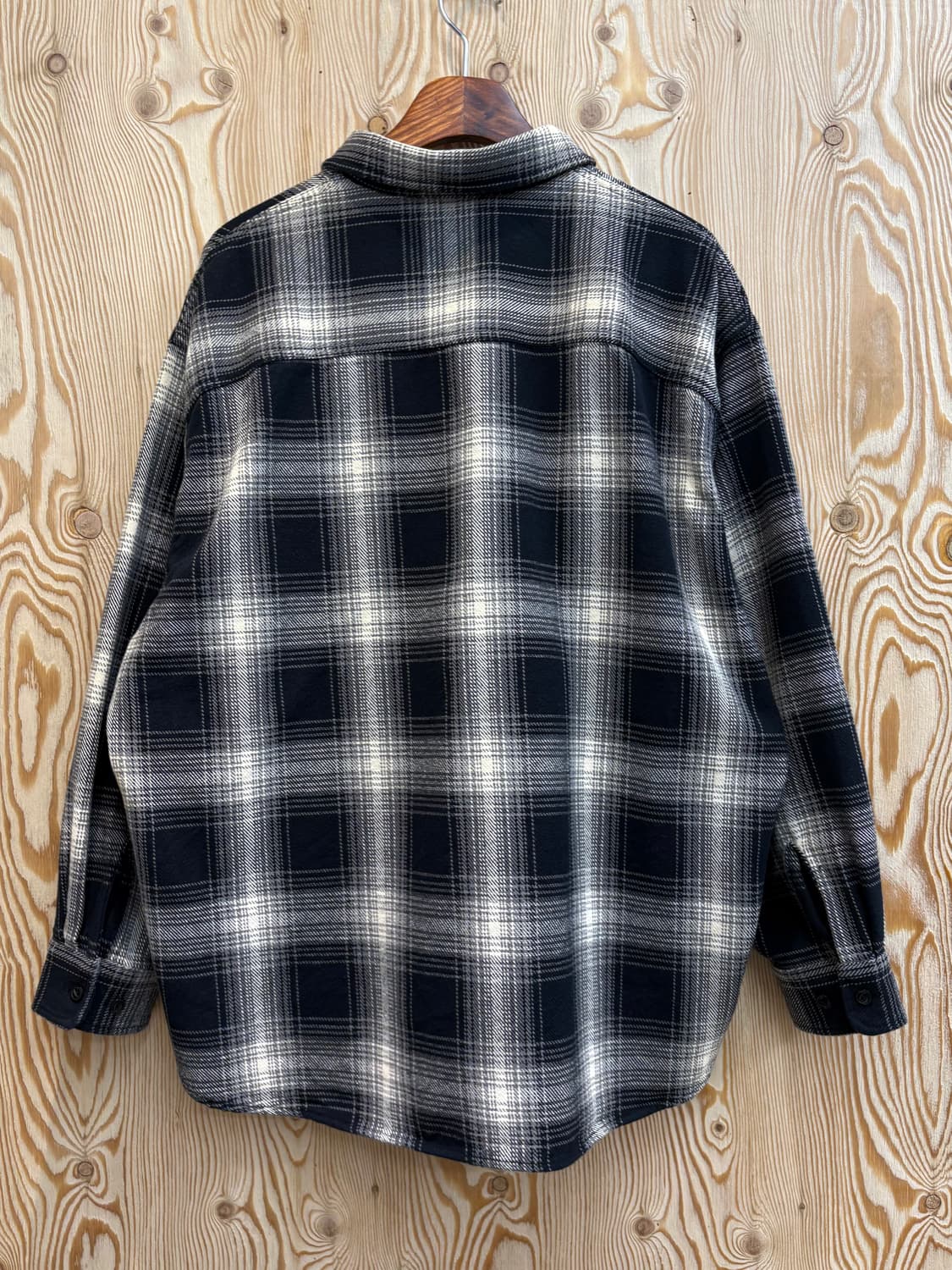 23FW 프릭스스토어 레드카멜 반집업 셔츠 상품이미지4