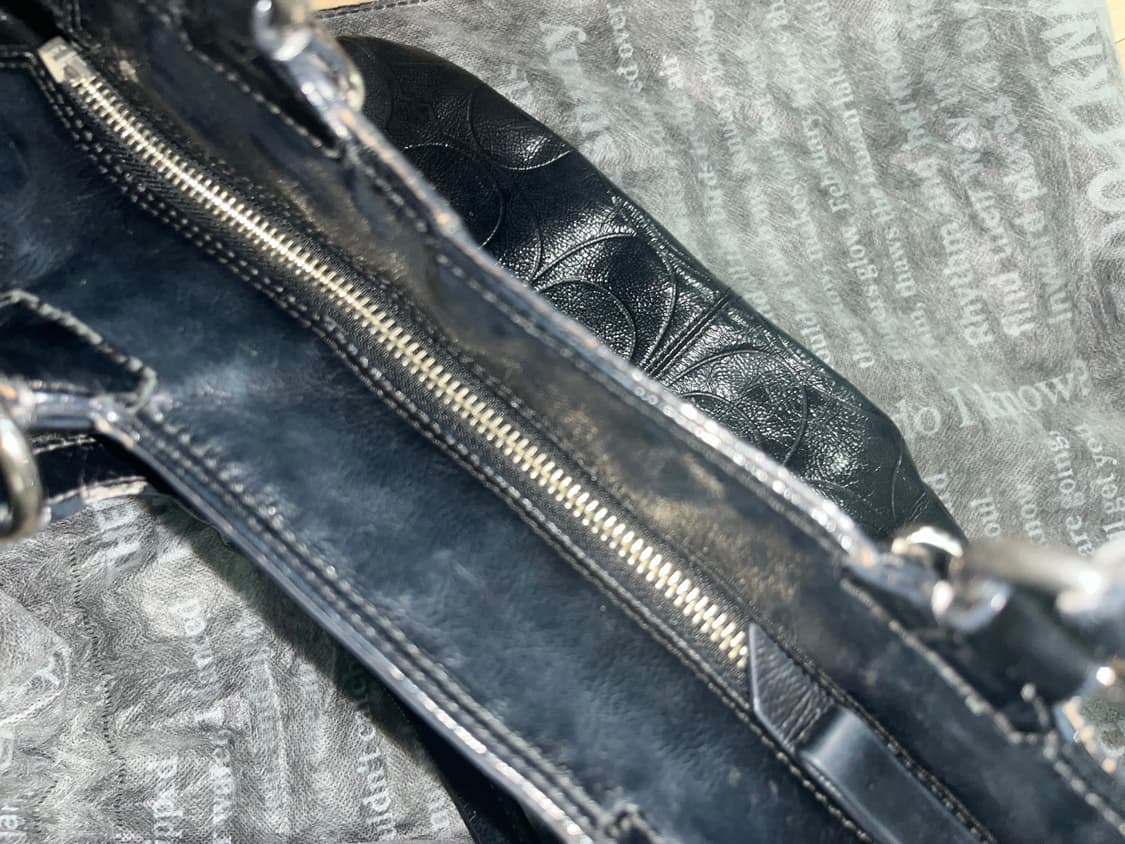 coach 시그니처 토트백 emboss 상품이미지3