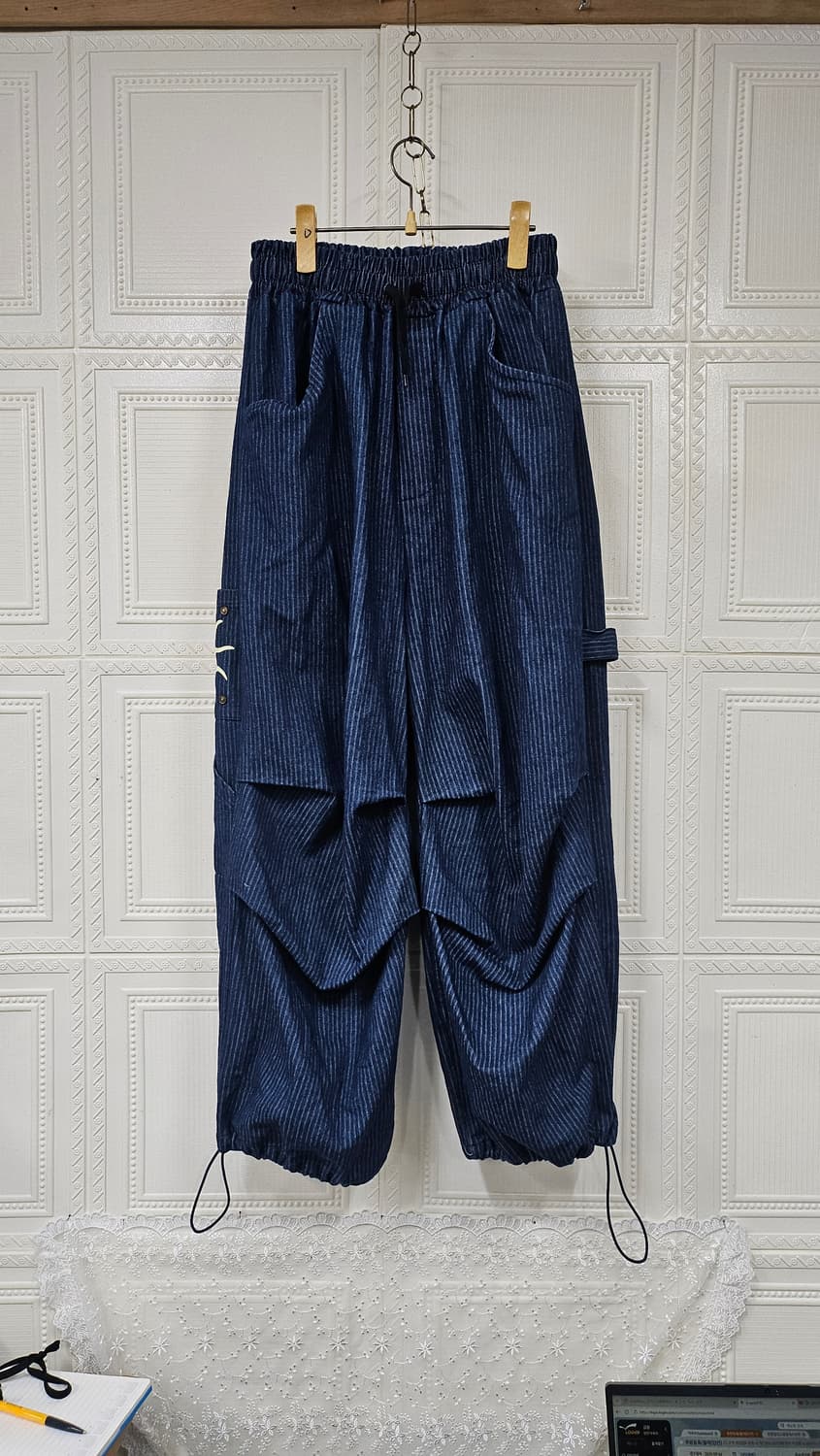 스트라이프 데님 밴딩 통바지 상품이미지1