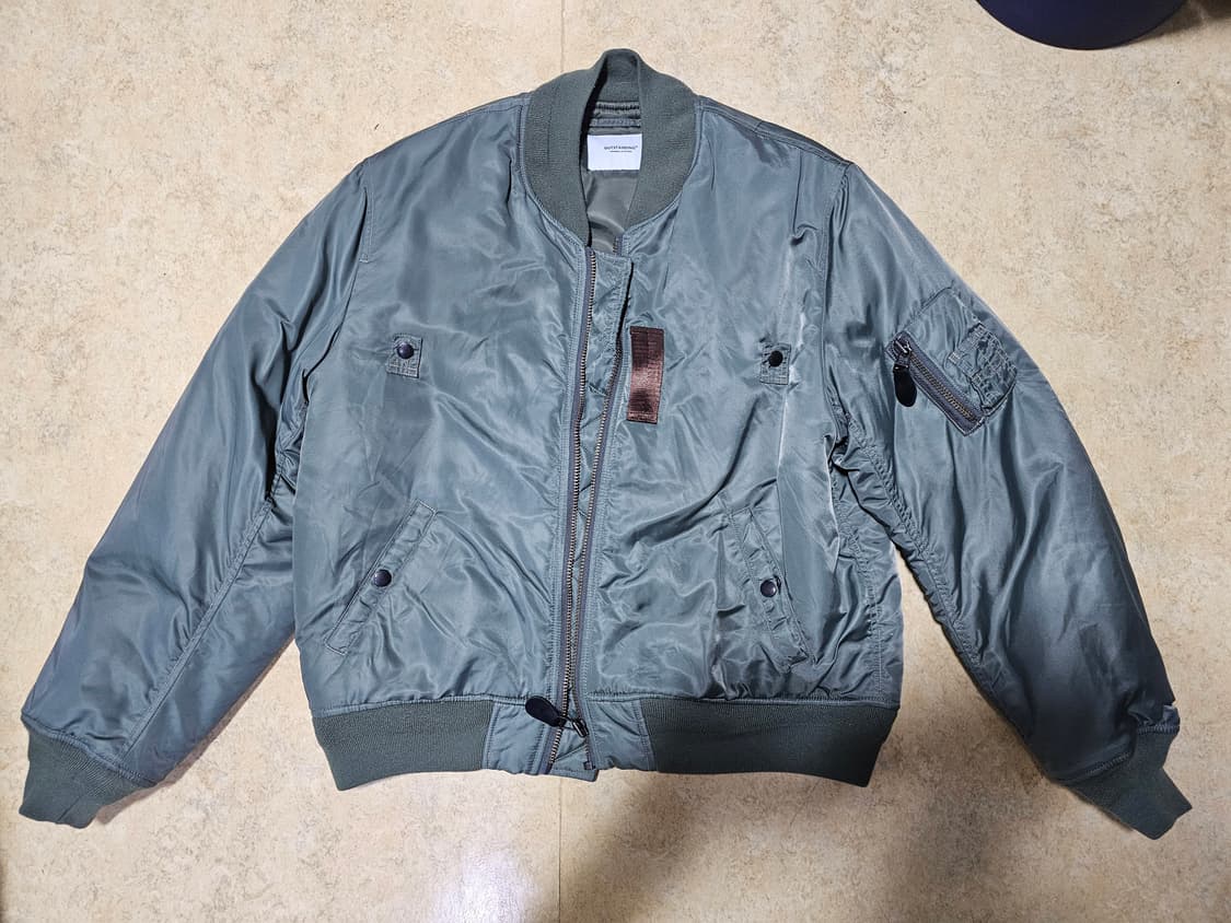 아웃스탠딩 MA-1 FLIGHT JACKET SAGE GREEN 상품이미지1