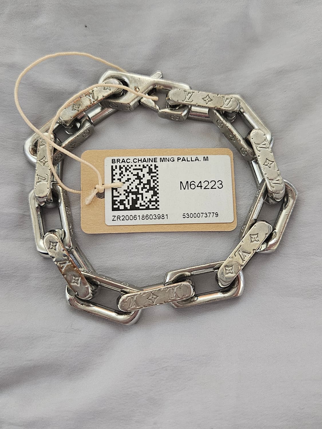 루이비통 모노그램 체인 팔찌 M64223 (M사이즈)
 상품이미지3