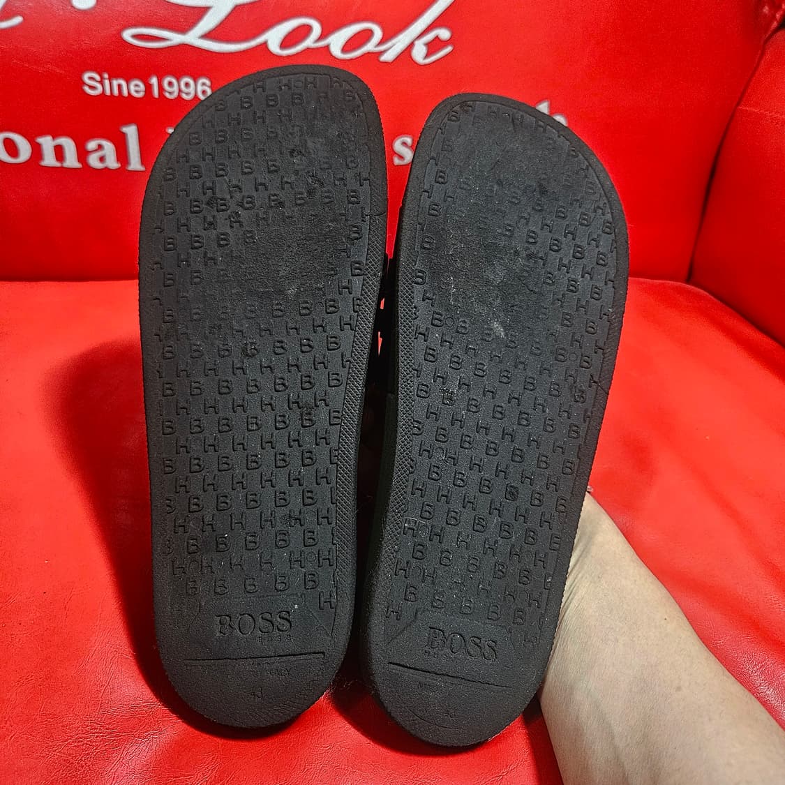 보스(BOSS) 골든 로고 슬리퍼 43size 상품이미지4