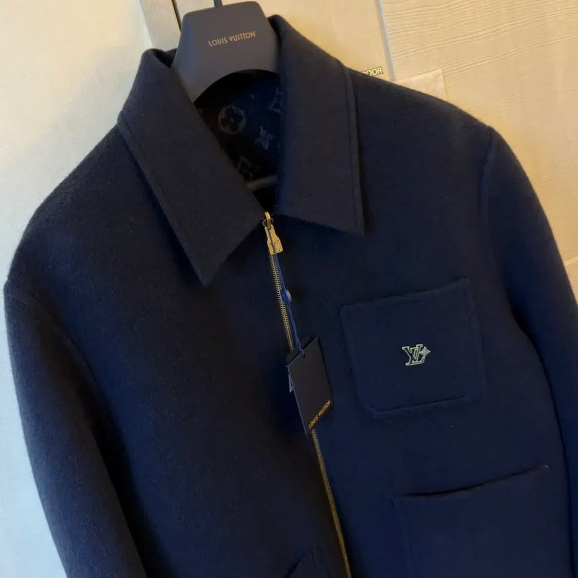 [565 구매] 루이비통 리버시블 더블페이스 울 블루종 (인보이스⭕️) 상품이미지1