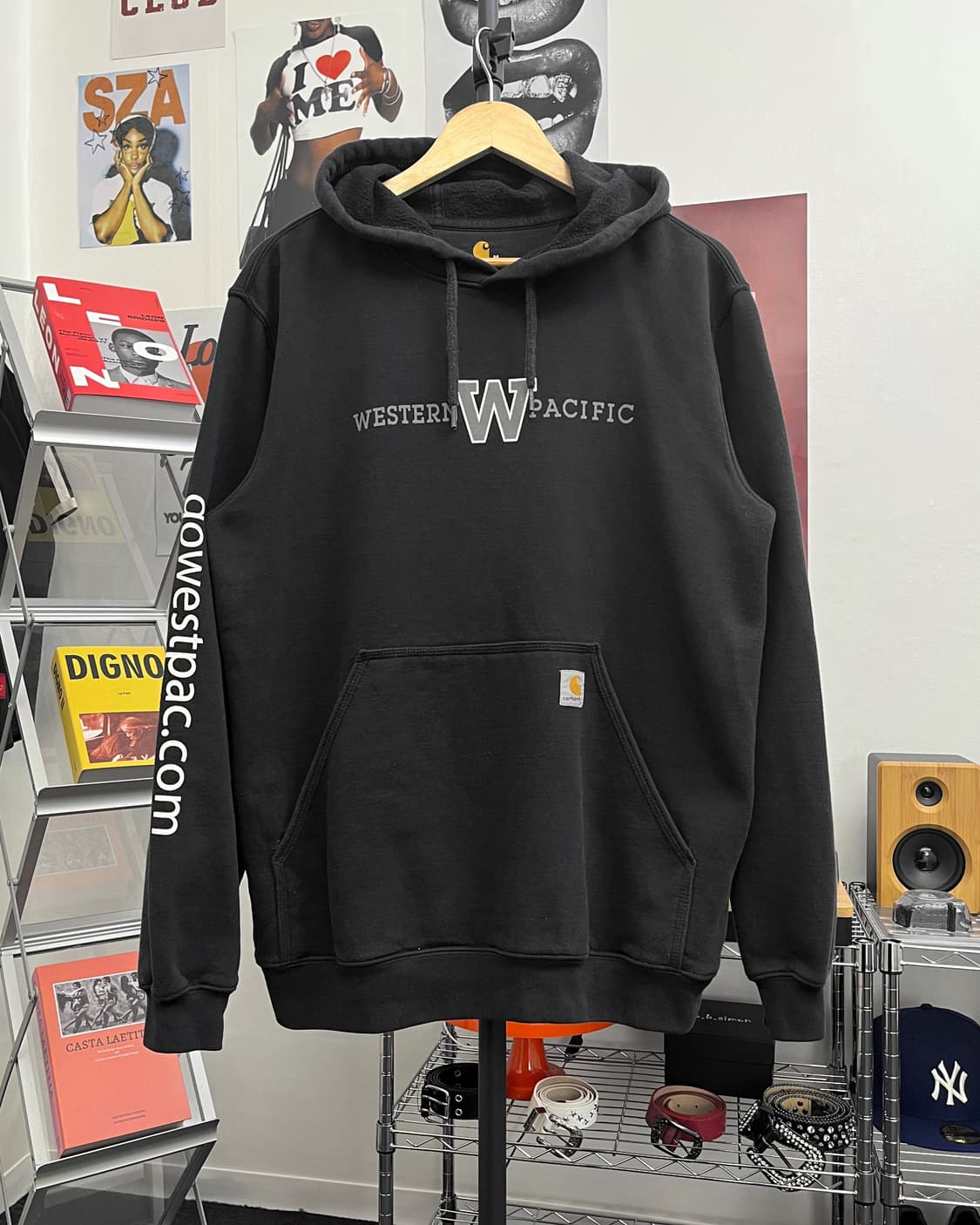 칼하트 컬리지 로고 블랙 후드티 상품이미지4