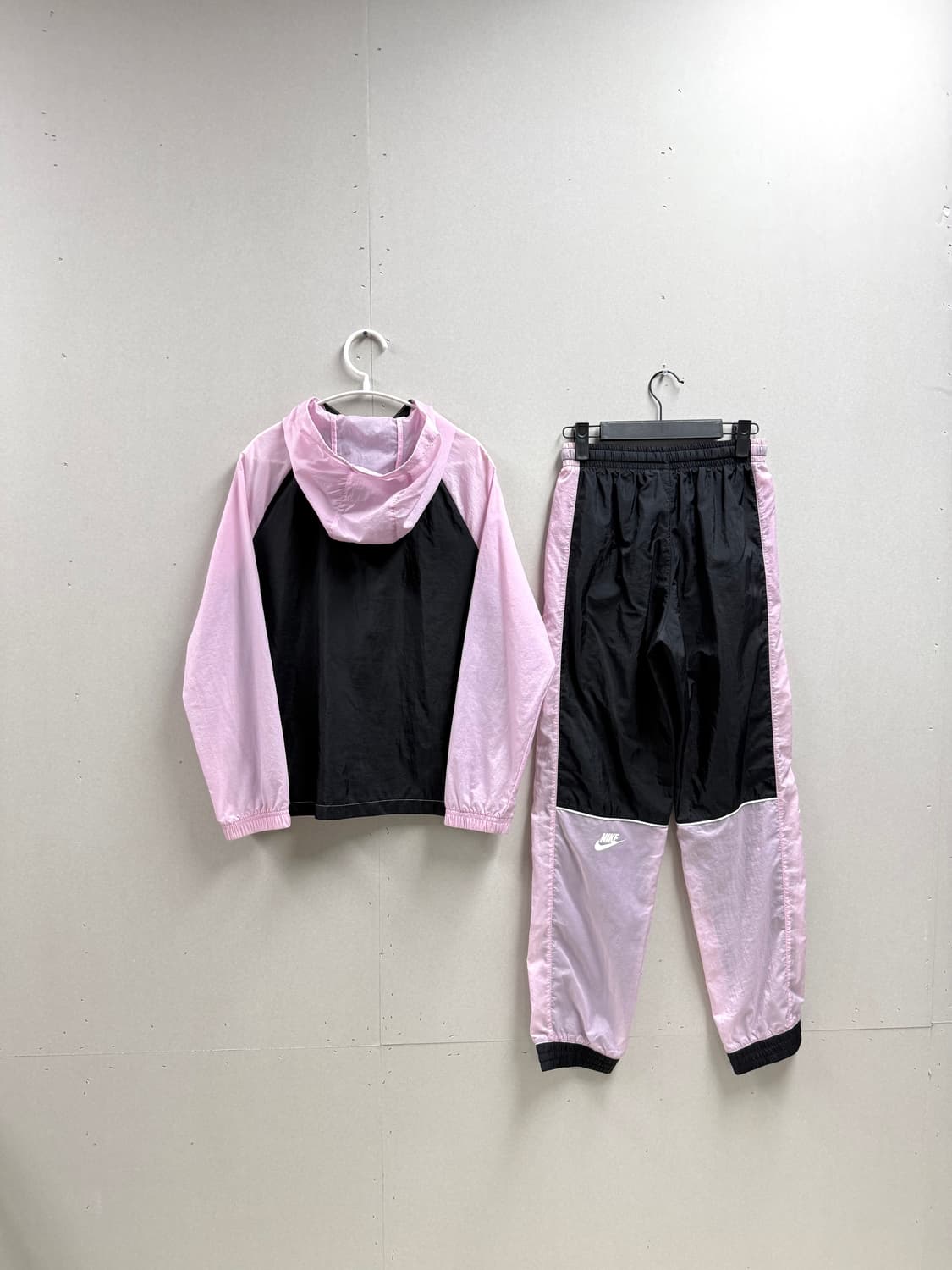 키즈 L (155) / 나이키 경량 바람막이 조거팬츠 세트  상품이미지4