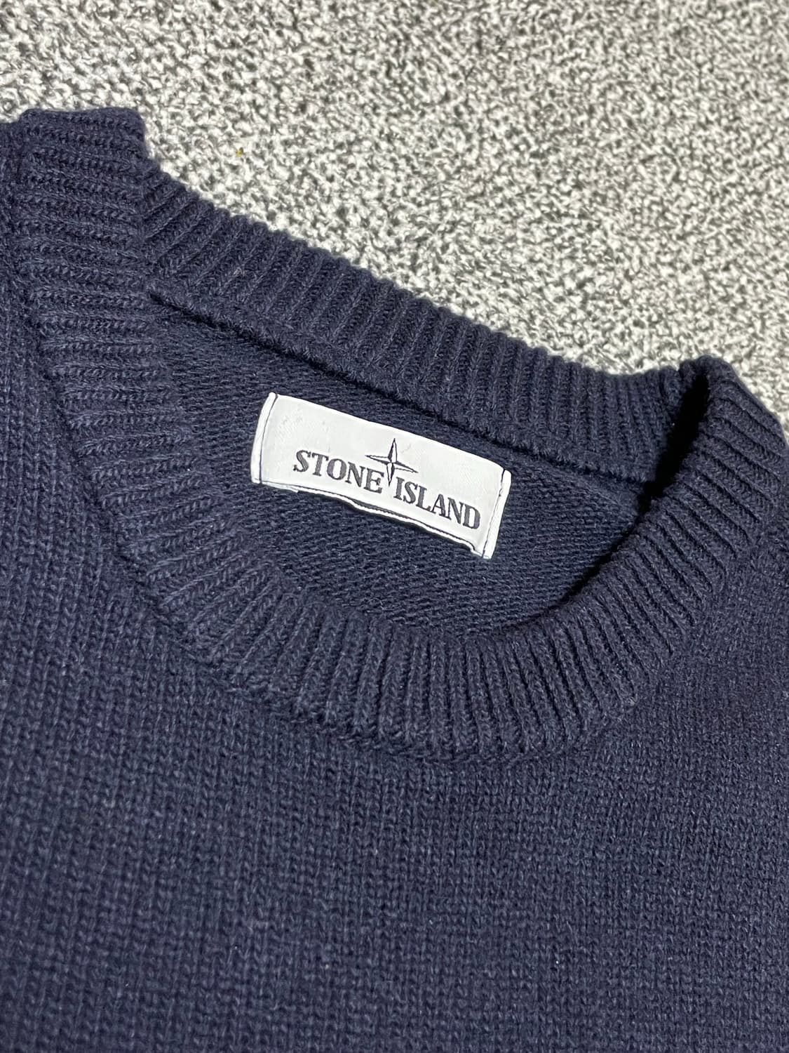 21fw 스톤아일랜드 와펜패치 니트 [M] 상품이미지2