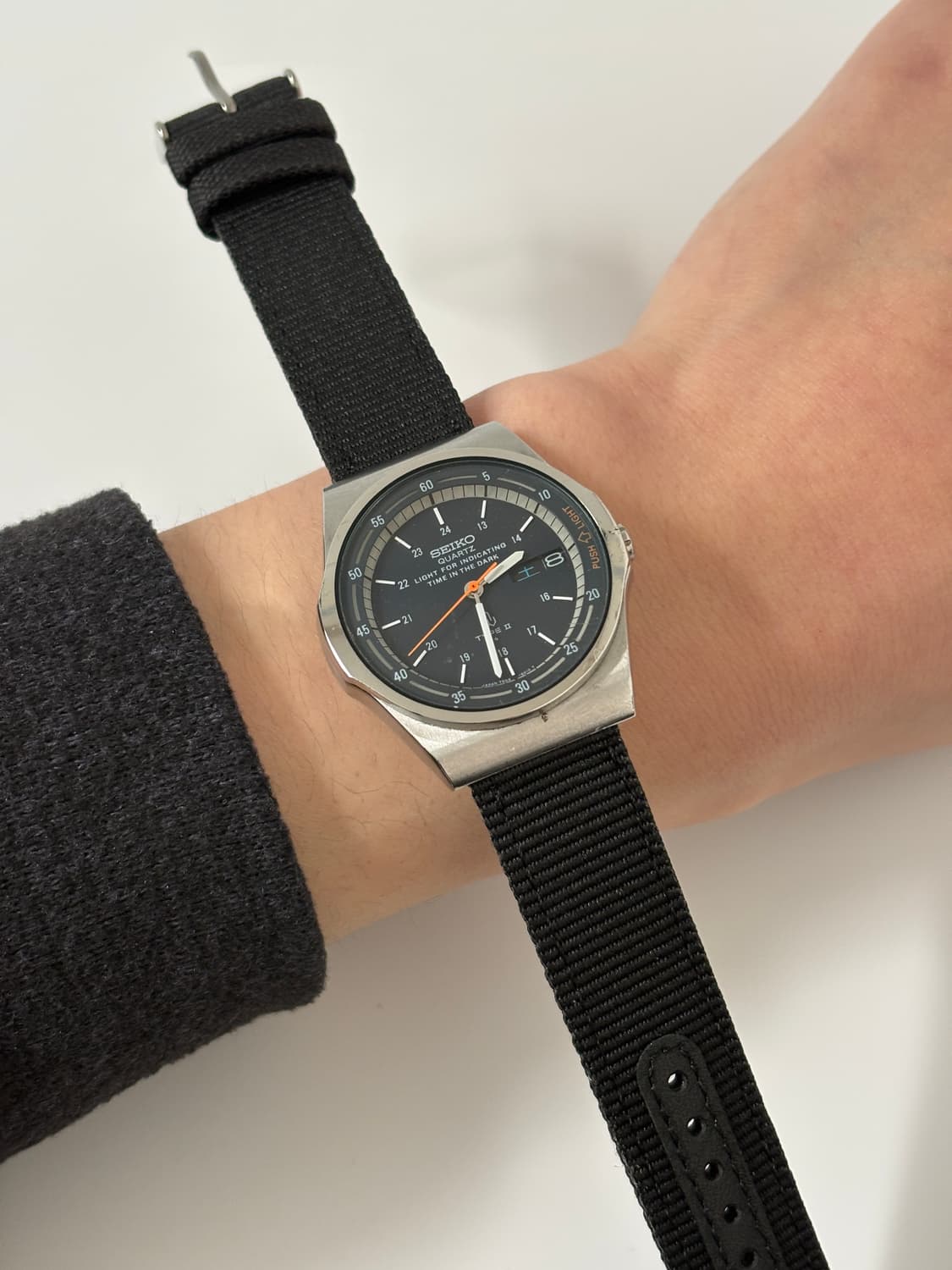 세이코 빈티지 시계 1980년대 Type2 블랙 다이얼 실버 쿼츠 상품이미지9