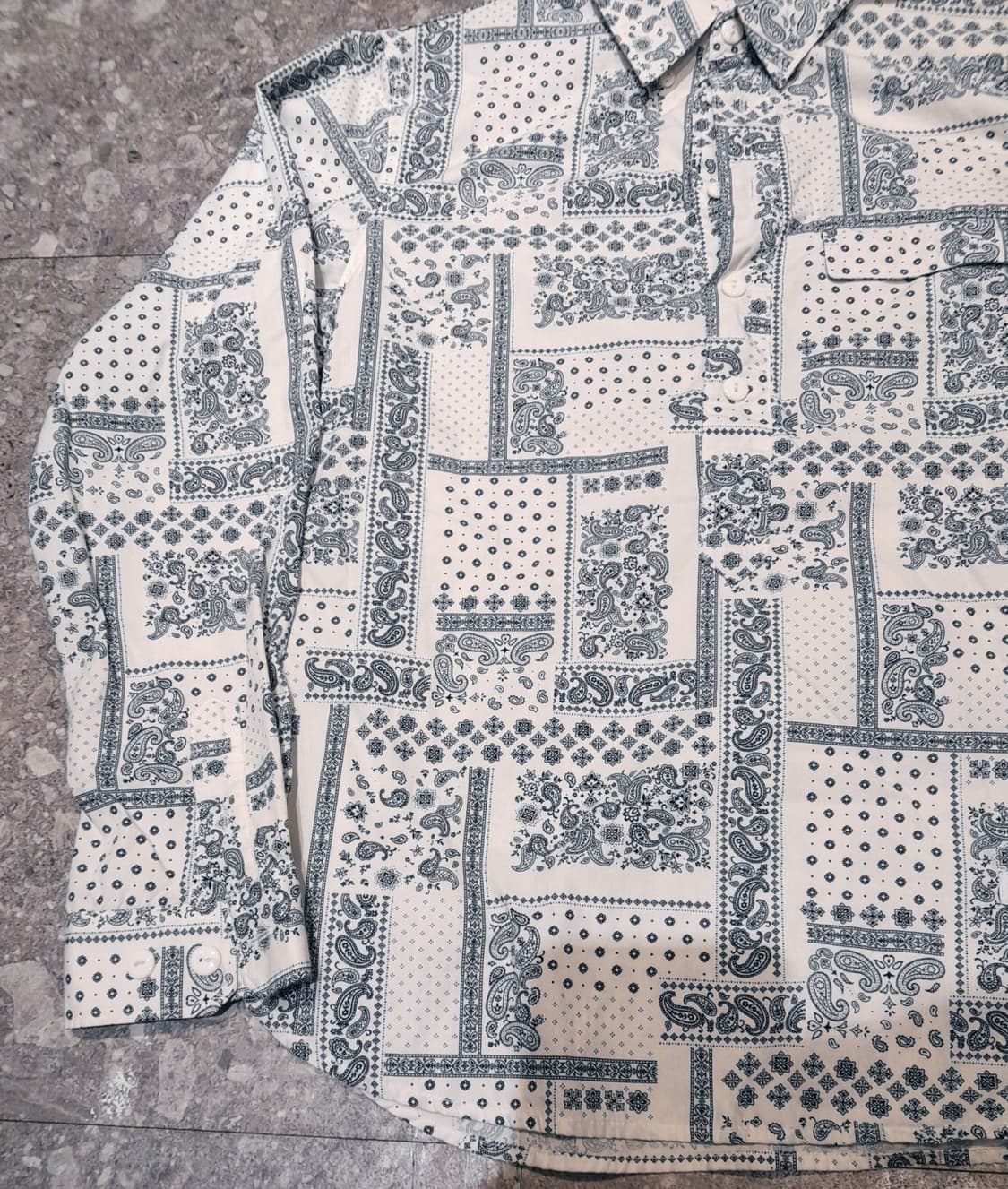 💥커버낫 페이즐리 하프 셔츠 (M) 
 상품이미지4