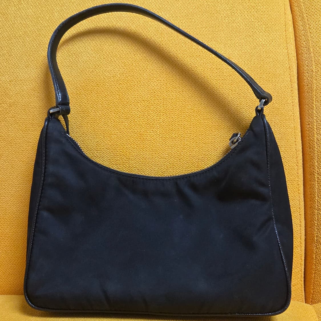 프라다 리에디션 사피아노 2005 호보백 상품이미지3