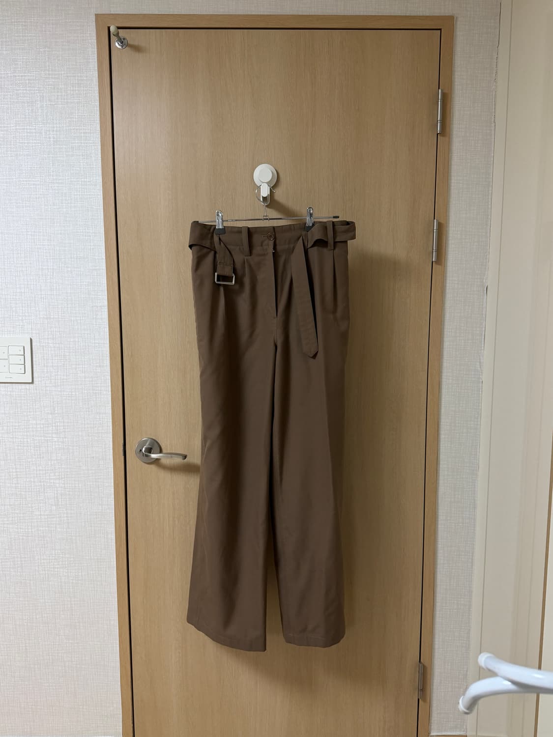 르메르  벨티드 슬랙스 상품이미지3