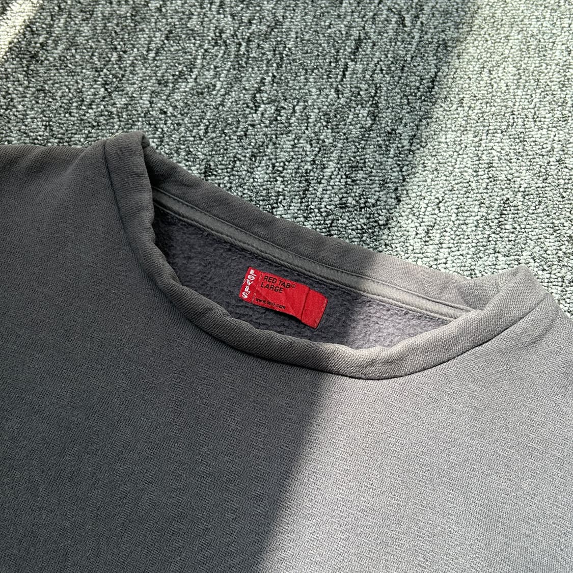 리바이스 빈티지 차콜 기모 긴팔티셔츠 상품이미지6