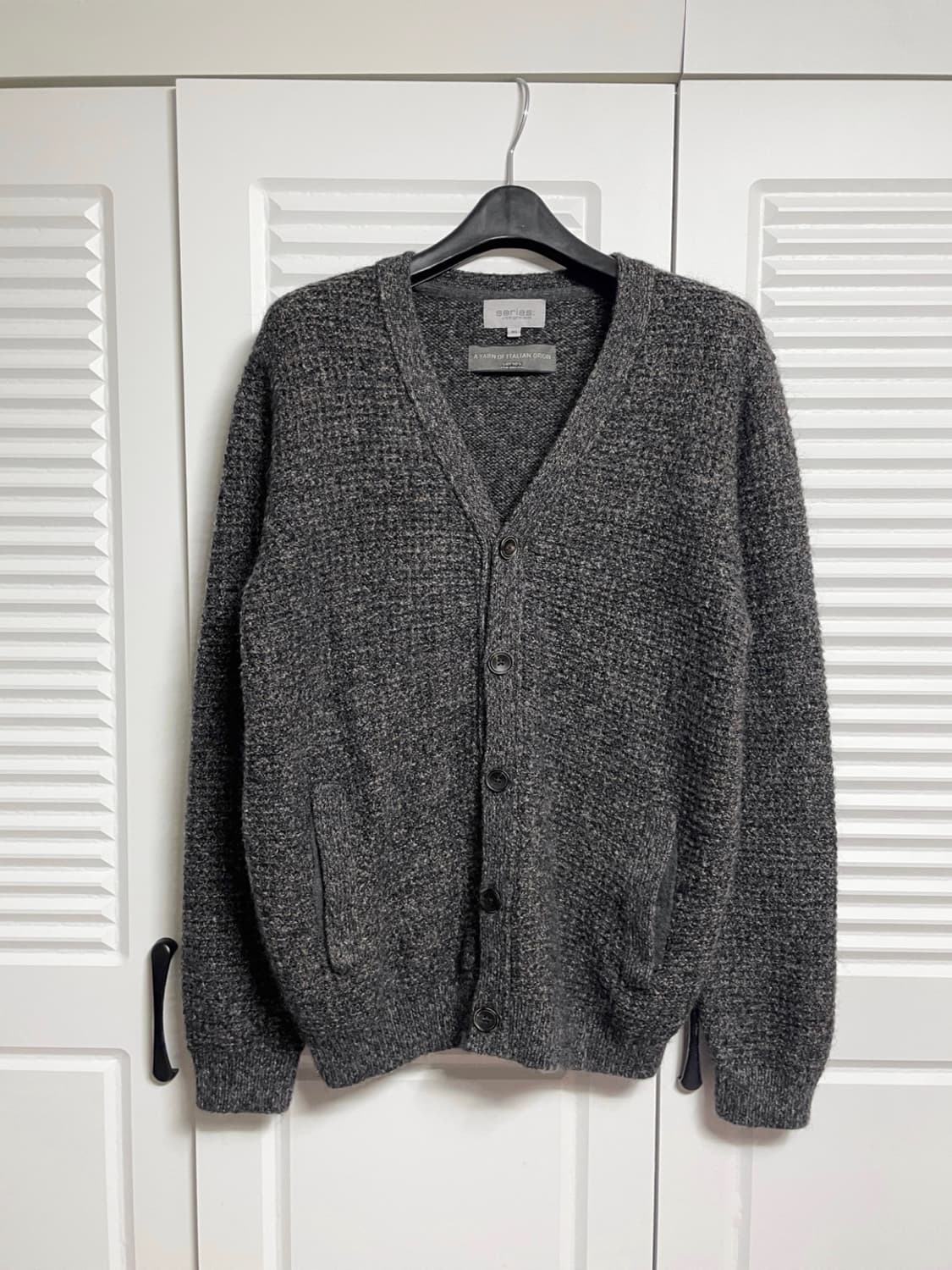 시리즈 가디건 상품이미지1