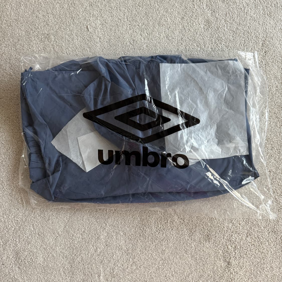 엄브로 나이트런 베이직 후드 러닝 트레이닝 자켓 상품이미지6