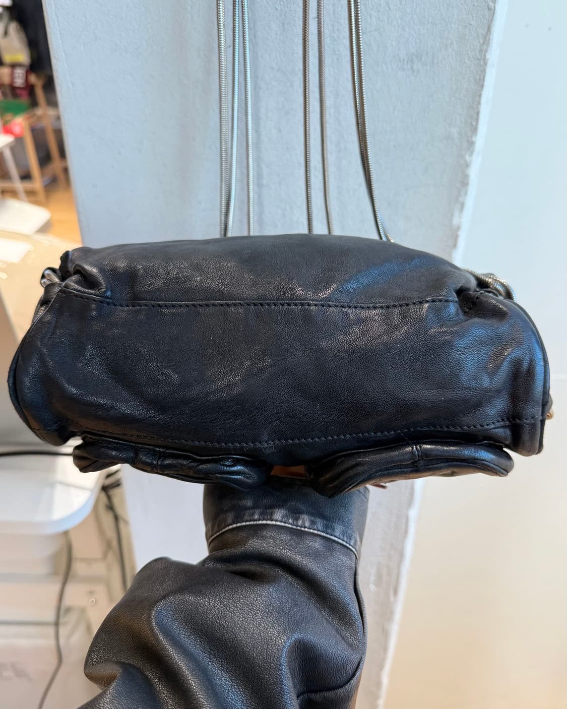 알렉산더 왕 블랙 브렌다 체인 크로스백 상품이미지7