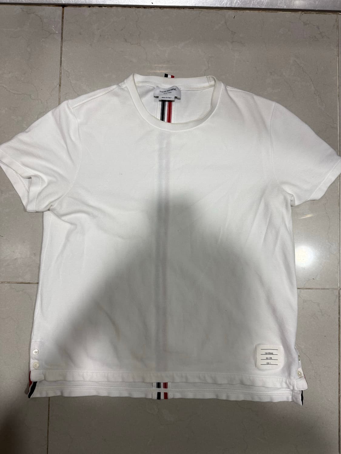 [당일출고,3사이즈] 톰브라운 백삼선 센터백 반팔 상품이미지2