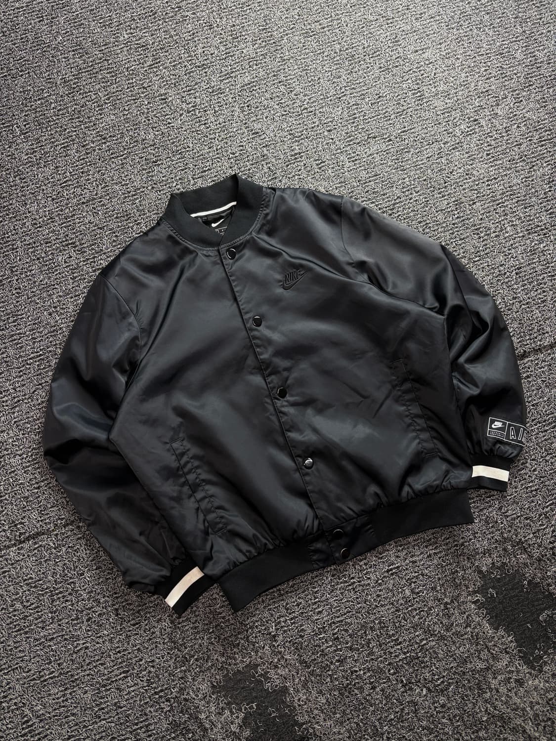 나이키 빅로고 사틴 바시티 스타디움 자켓 3428 상품이미지1