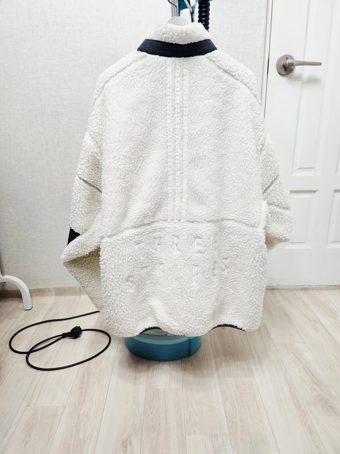 (105~110)XL☆초대장급☆ 아디다스 [화이트카키] 쉐르파 후리스점퍼 상품이미지7