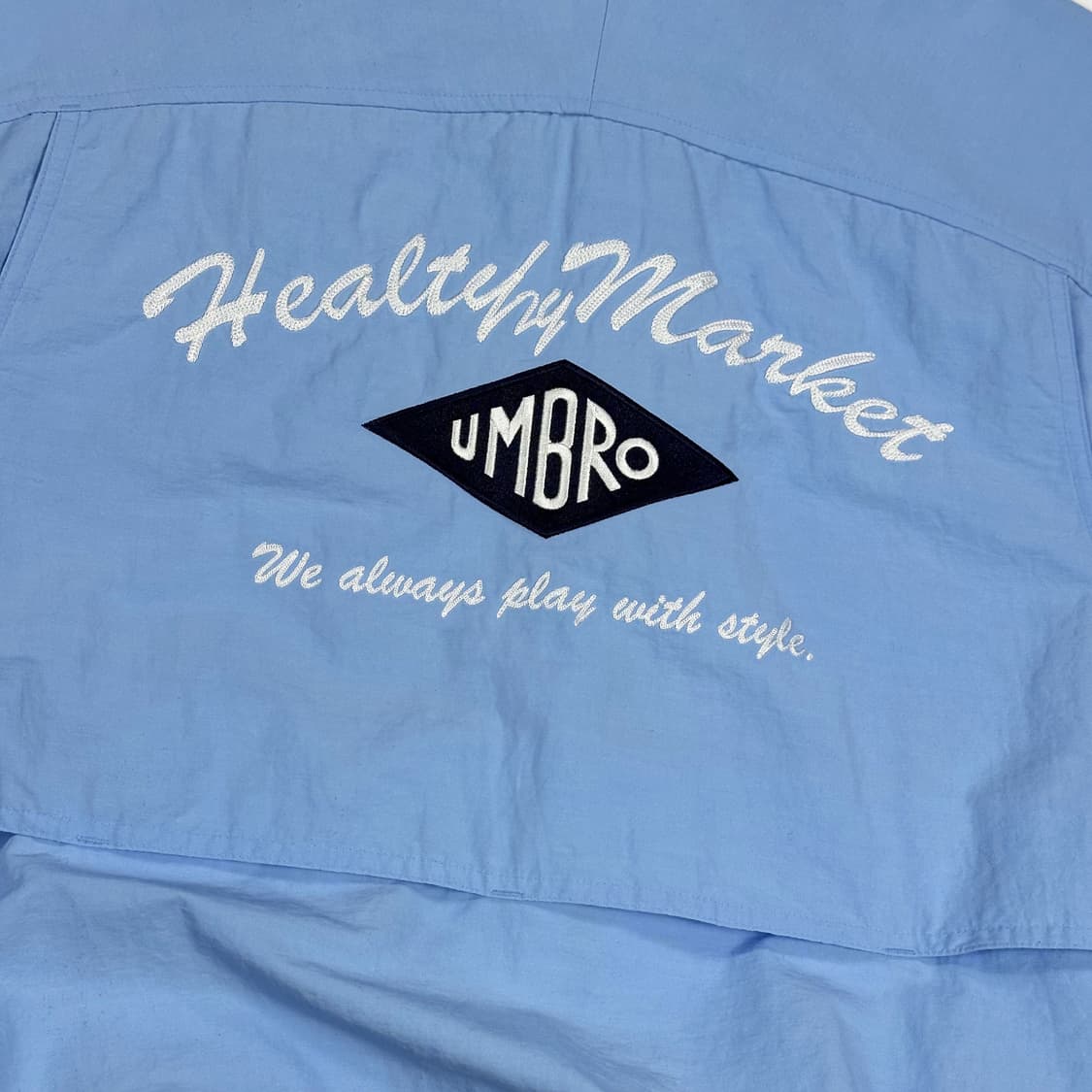 엄브로 백로고 자수 박시핏 바람막이  S 상품이미지6