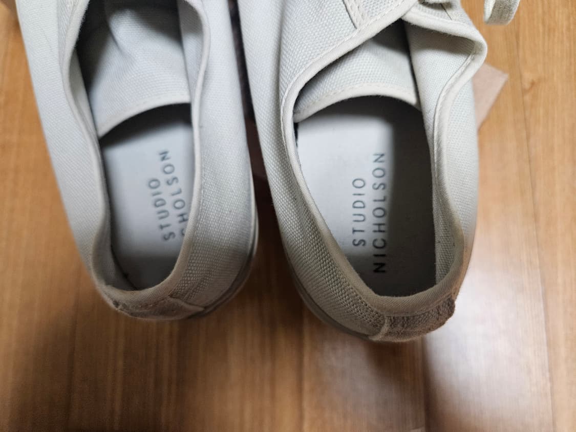 문스타 x 스튜디오니콜슨 도브 [270] 상품이미지3