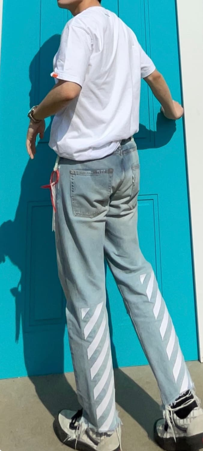 오프화이트 연청 데미지 데님 상품이미지3