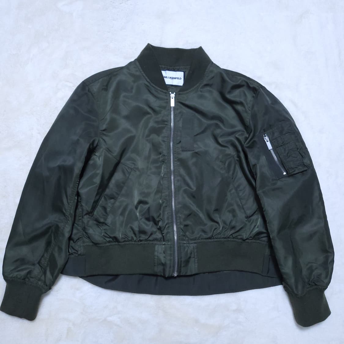 칼라거펠드 여성 붐버점퍼 66 0330 뽀샤샤 상품이미지1