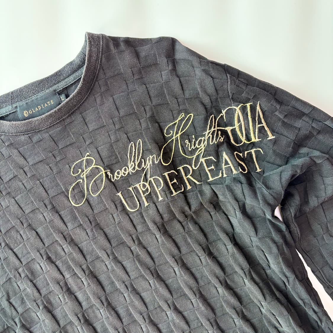 글라디에이트 브루클린 자수 엠보 롱슬리브 상품이미지2