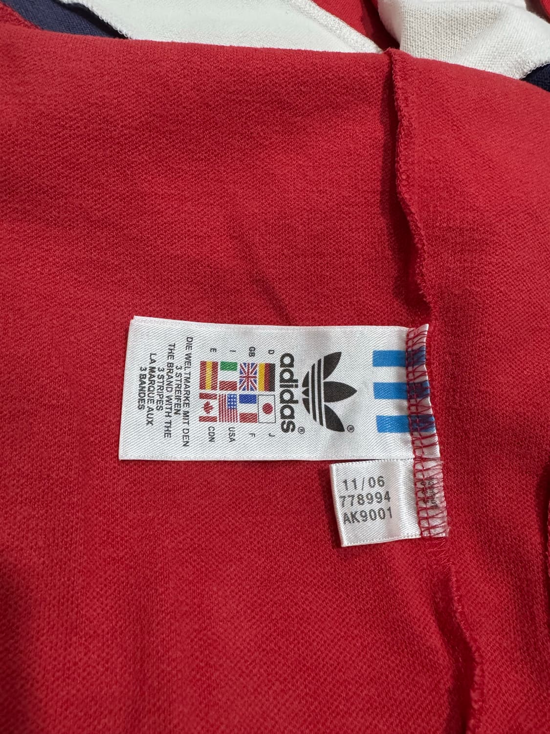 아디다스 바이에른 뭰헨 자수 로고 트랙탑  상품이미지4