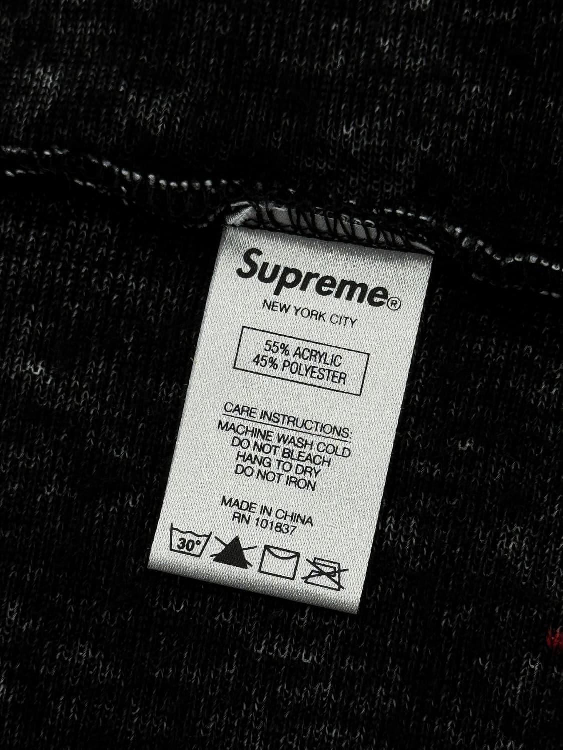 슈프림 드라마 마스크 플리스 자켓 블랙 상품이미지6