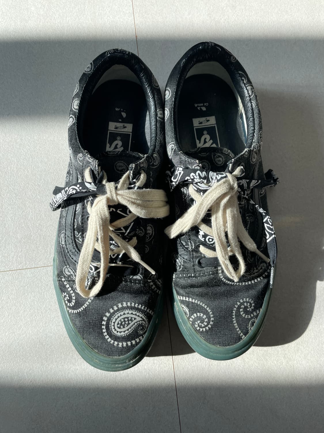 반스 케이스스터디 볼트 올드스쿨 반다나 260 상품이미지2