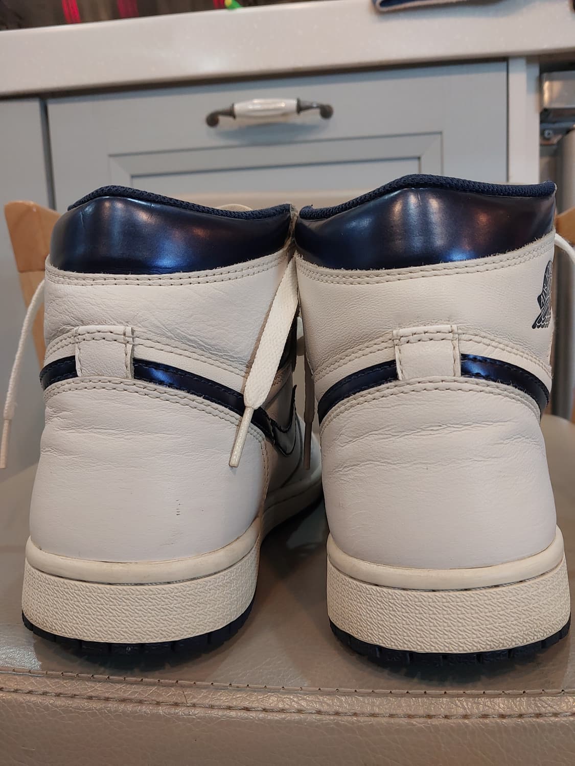 나이키 에어 조던 1 레트로 하이 OG 메탈릭 네이비 맨사이즈 250mm 상품이미지9