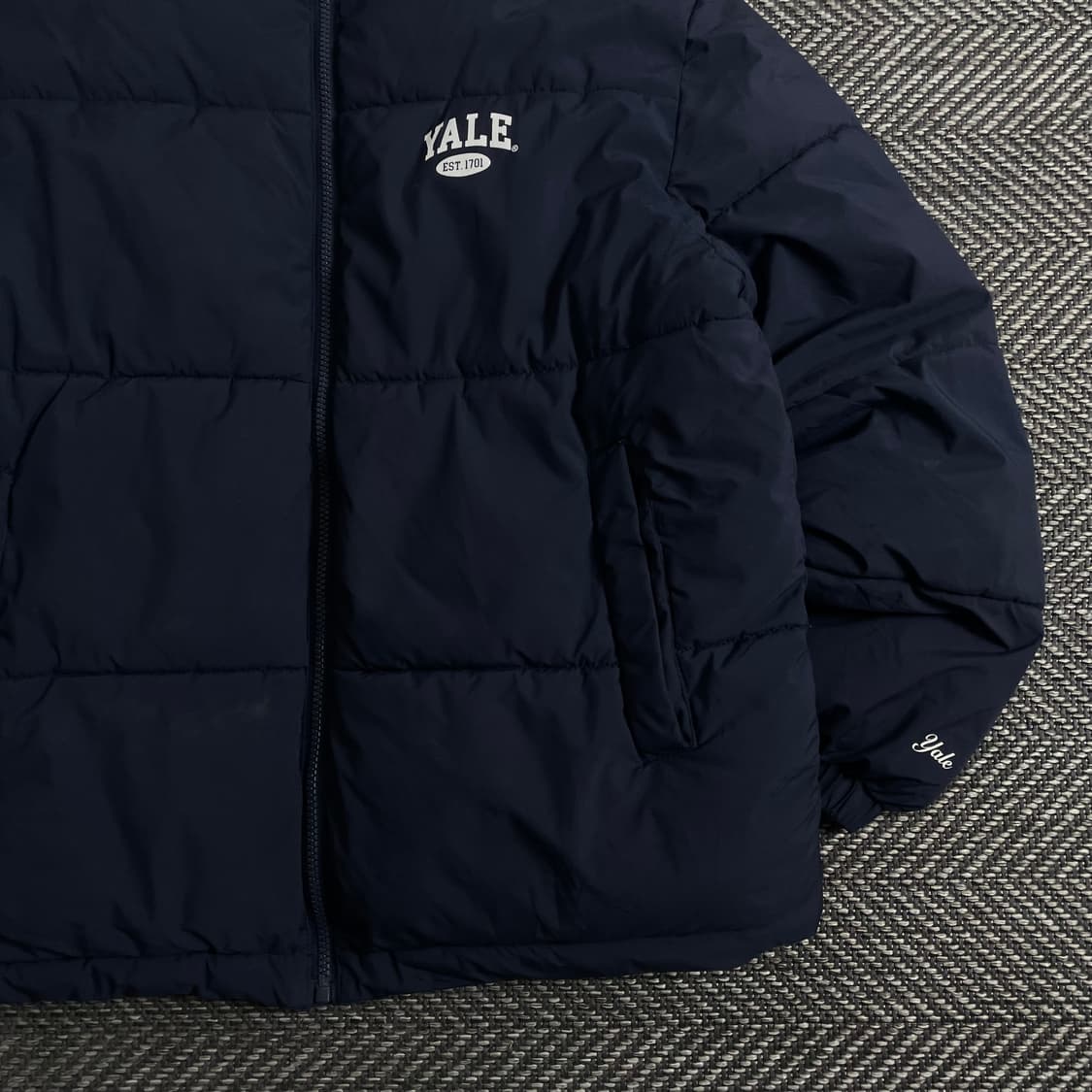 YALE 예일 로고 베이직 푸퍼 패딩y 3945 상품이미지3