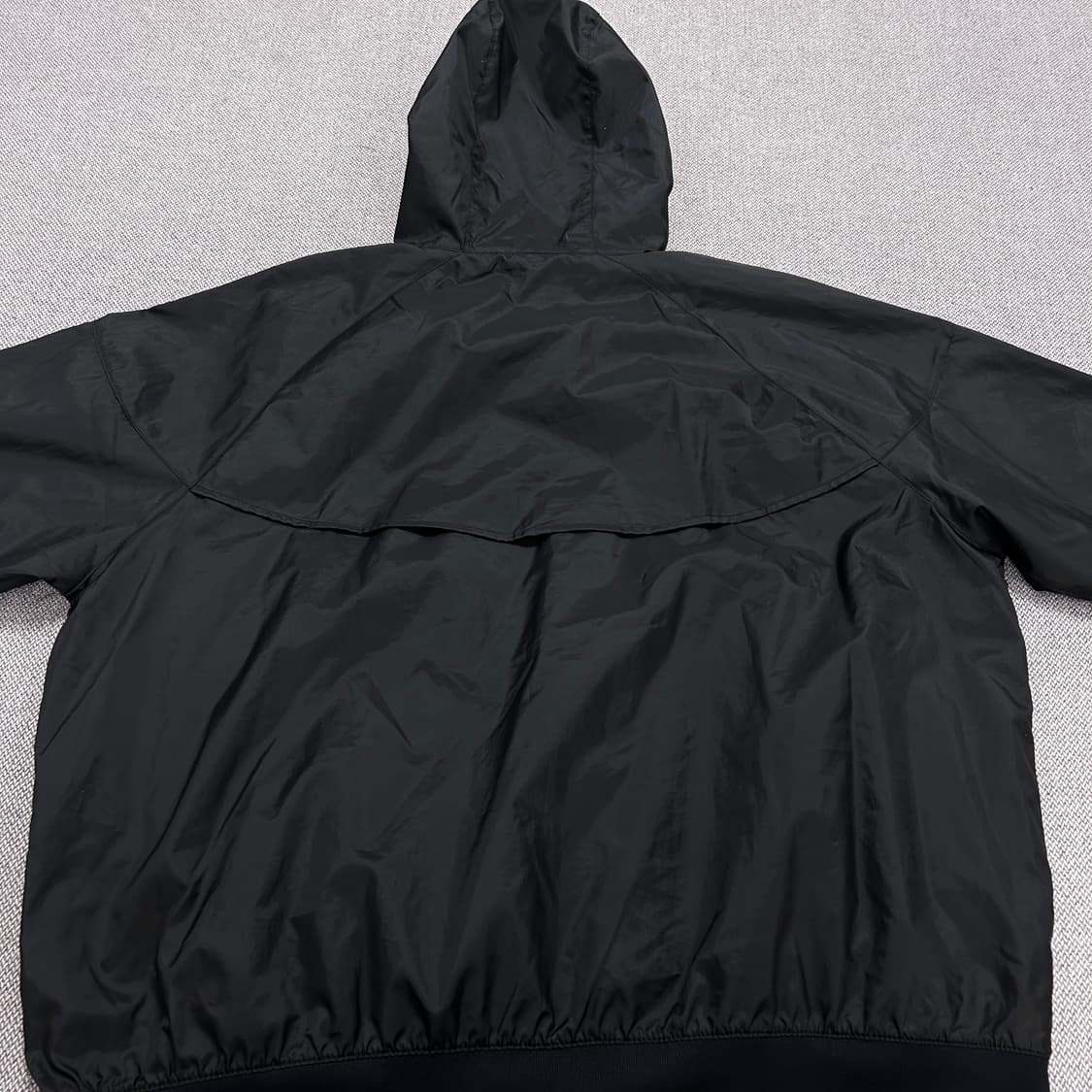 (해외판)나이키 블랙 윈드러너 바람막이(XL) 상품이미지4