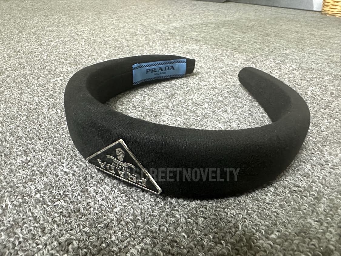 프라다 헤어밴드 블랙 상품이미지1