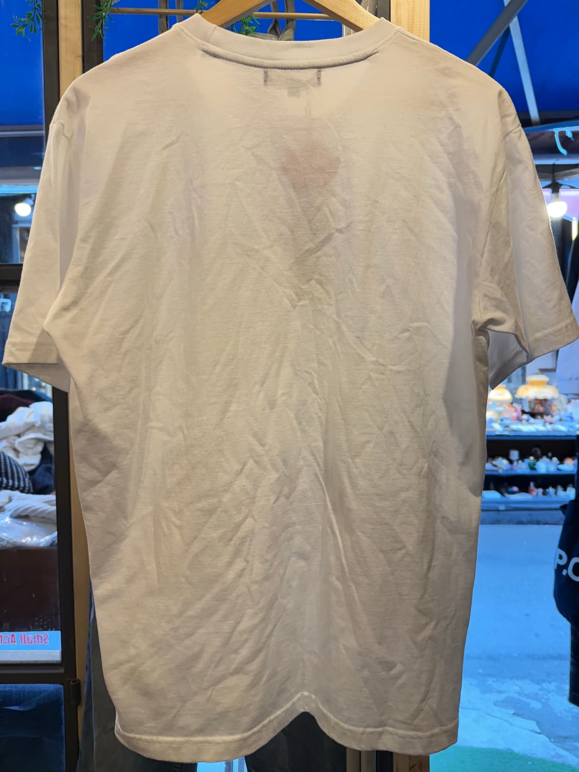 참스 x 뱀뱀 시그니처 로고 화이트 반팔 티셔츠 상품이미지4