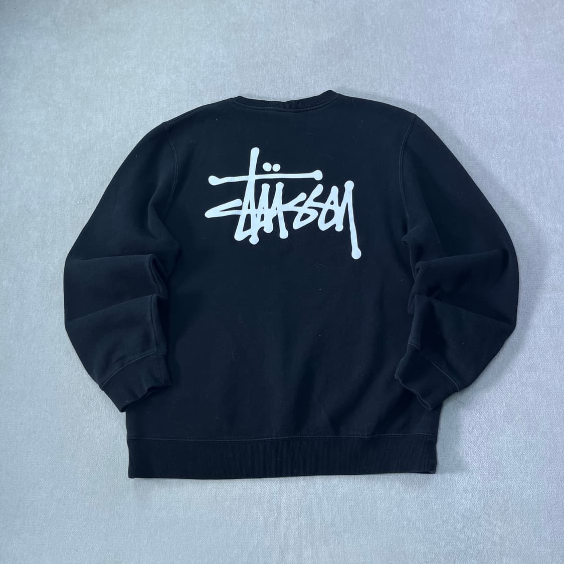 100 100 스투시 베이직 맨투맨 상품이미지1