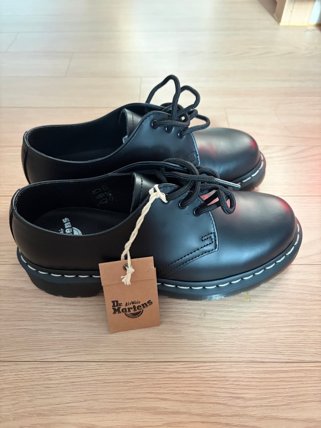 닥터마틴 1461 블랙 스무스 화이트스티치 상품이미지2