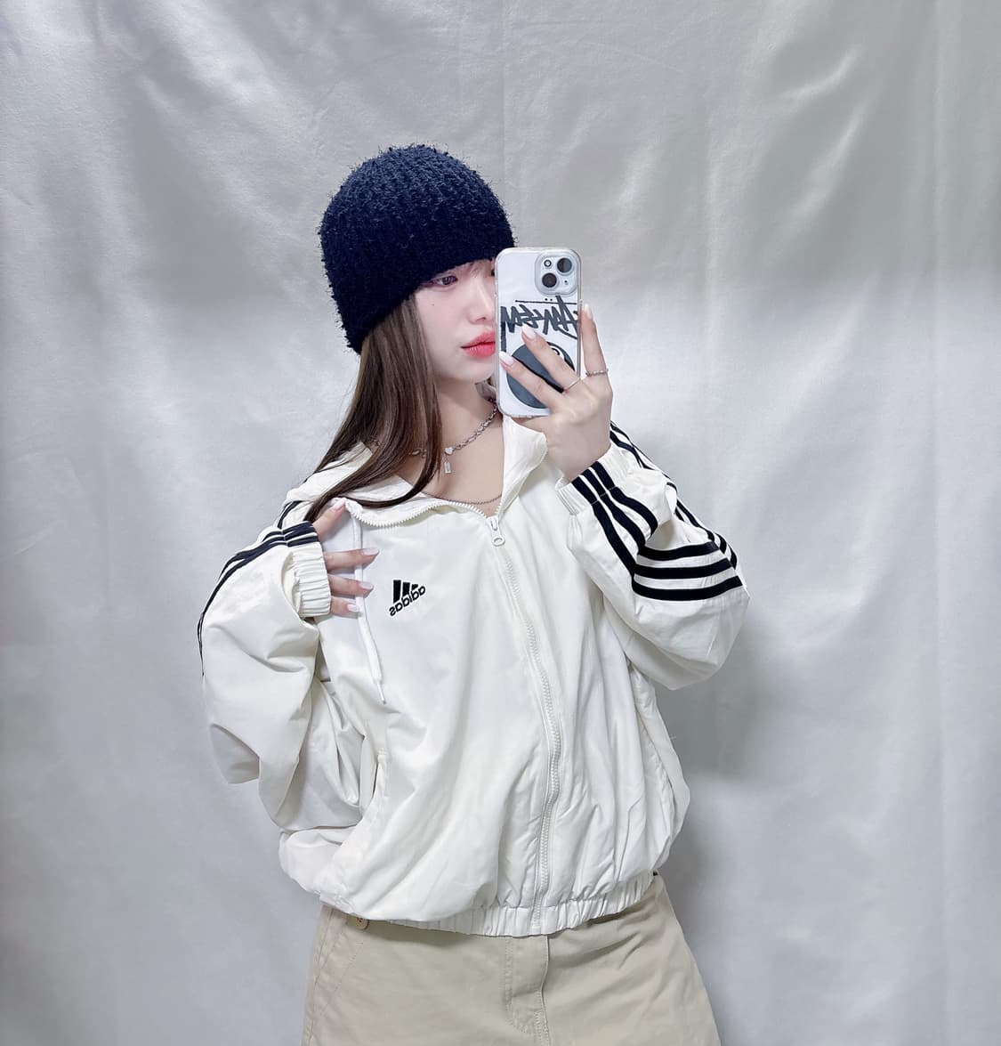 아디다스 화이트 오버핏 바람막이  상품이미지2