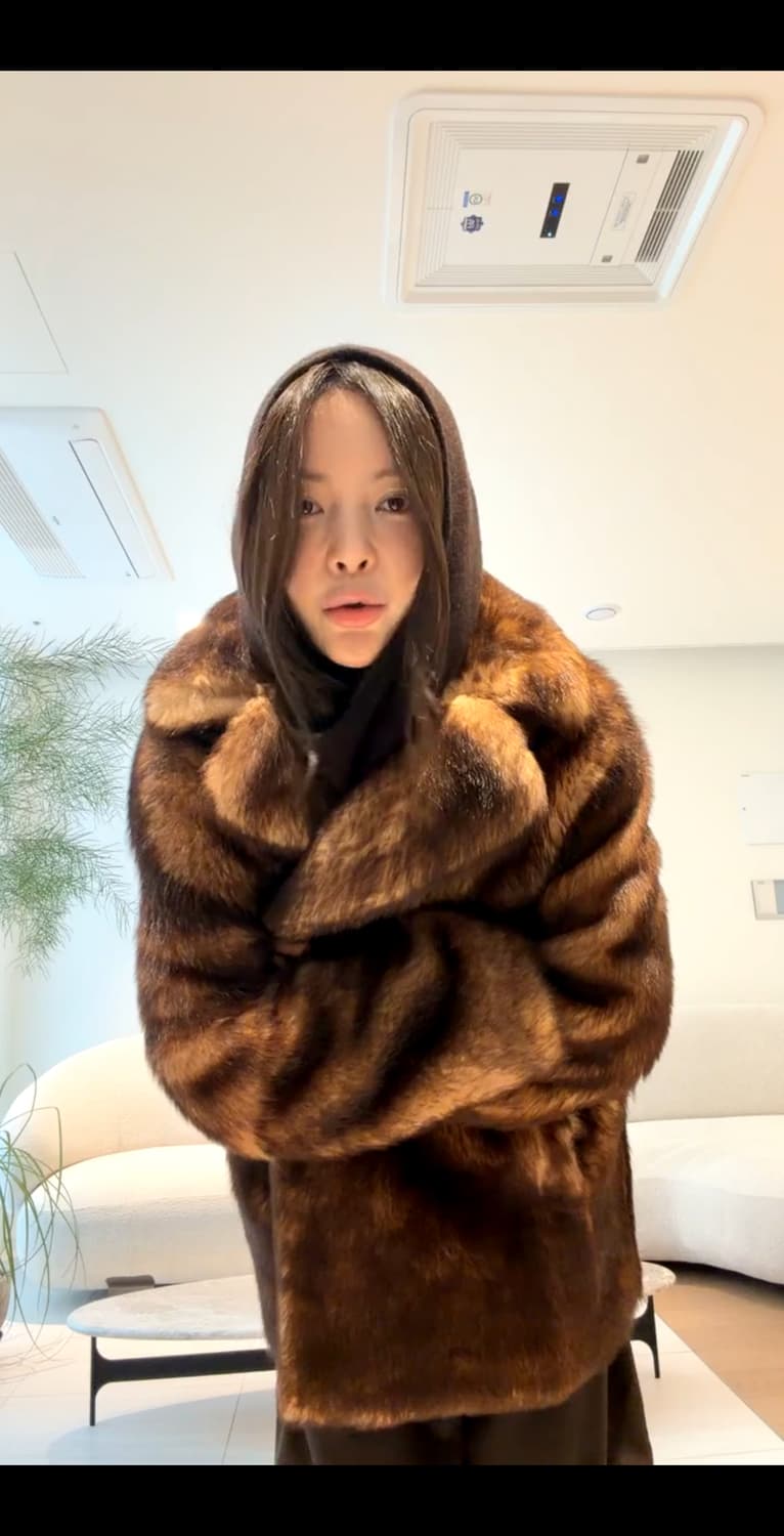 (새상품)리얼 토스카나 퍼 시어링 무스탕 상품이미지5