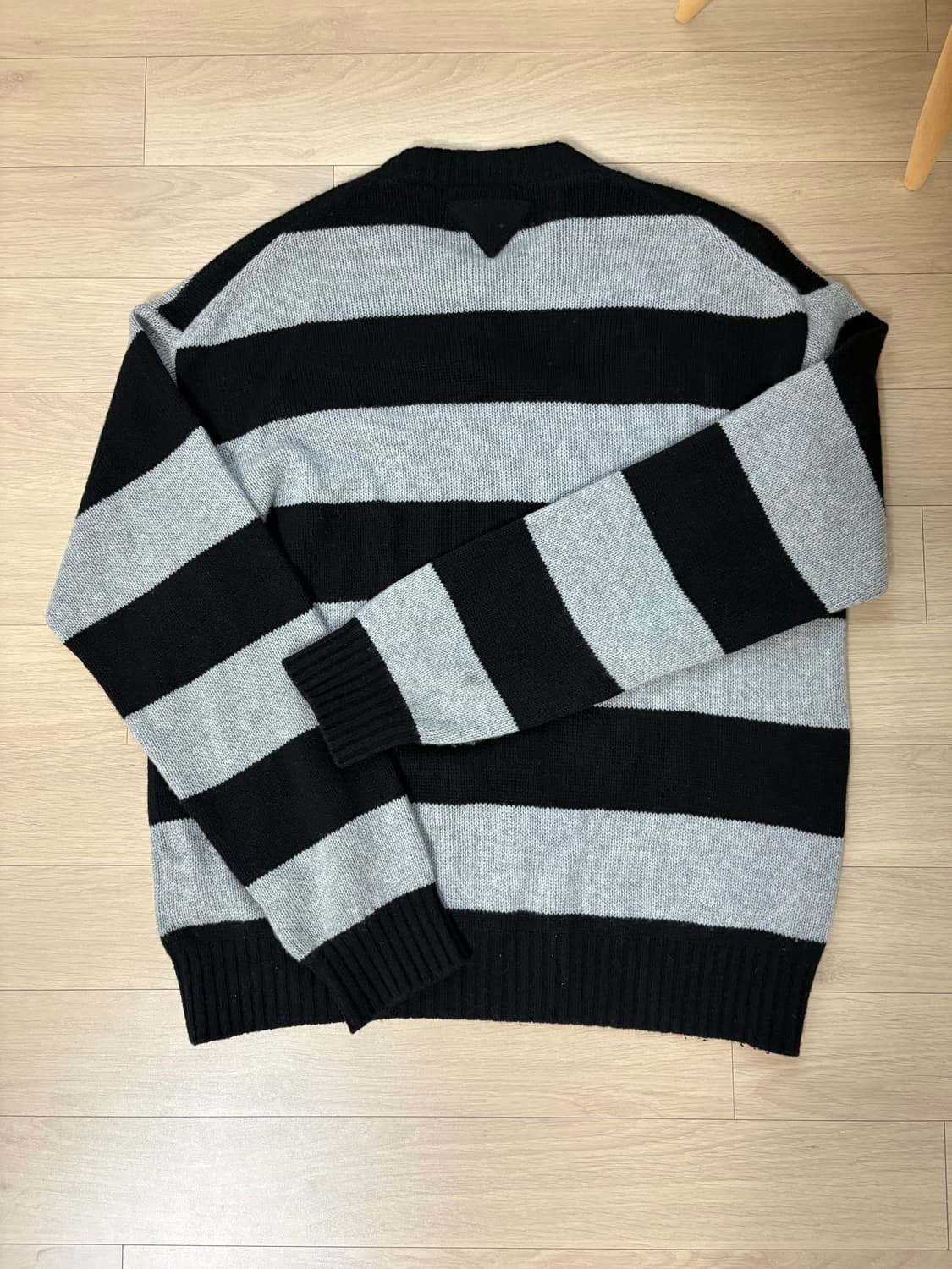 프라다 19FW 캐시미어 니트 상품이미지4