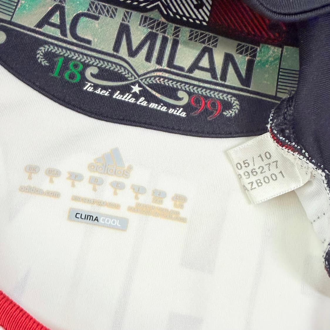 10-11 AC밀란 어웨이 즐라탄 이브라히모비치 유니폼 상품이미지10