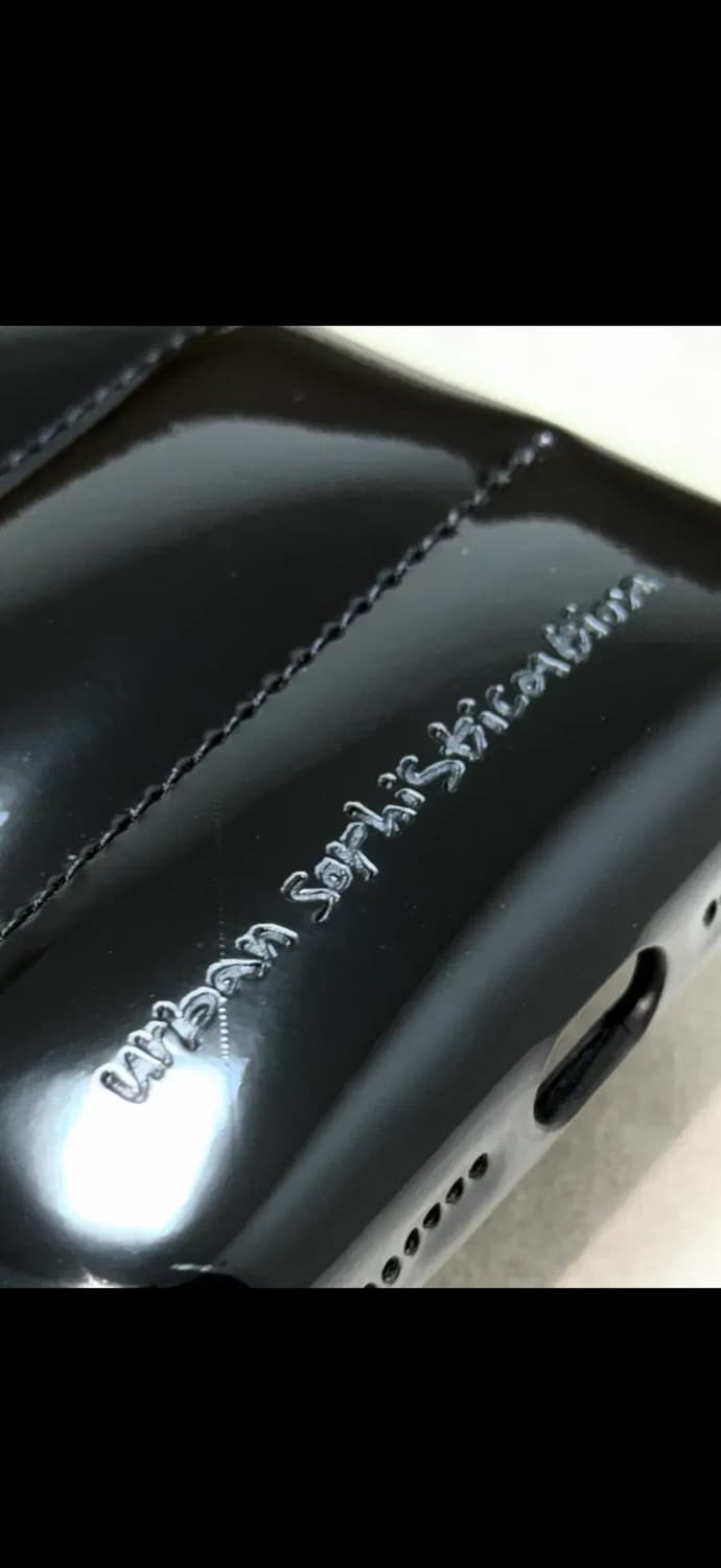 어반소피스티케이션 아이폰 17프로맥스 케이스 상품이미지2