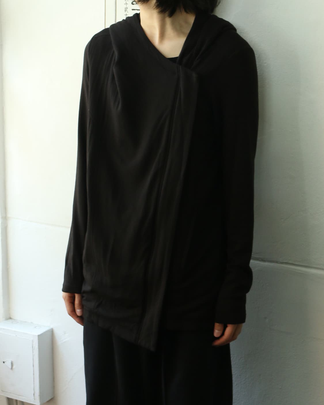 헬무트 랭 블랙 드레이프 자켓  상품이미지2