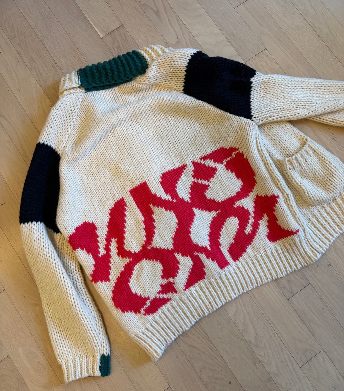 [새제품] KYO 더블 로고 니트 가디건 정가 18만원 상품이미지4