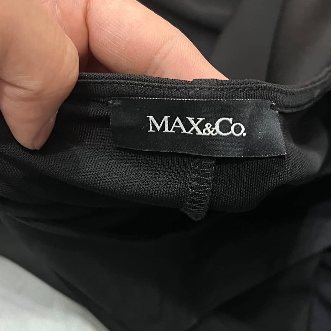  막스앤코 플리츠 슬리브리스 원피스 y16409 상품이미지6