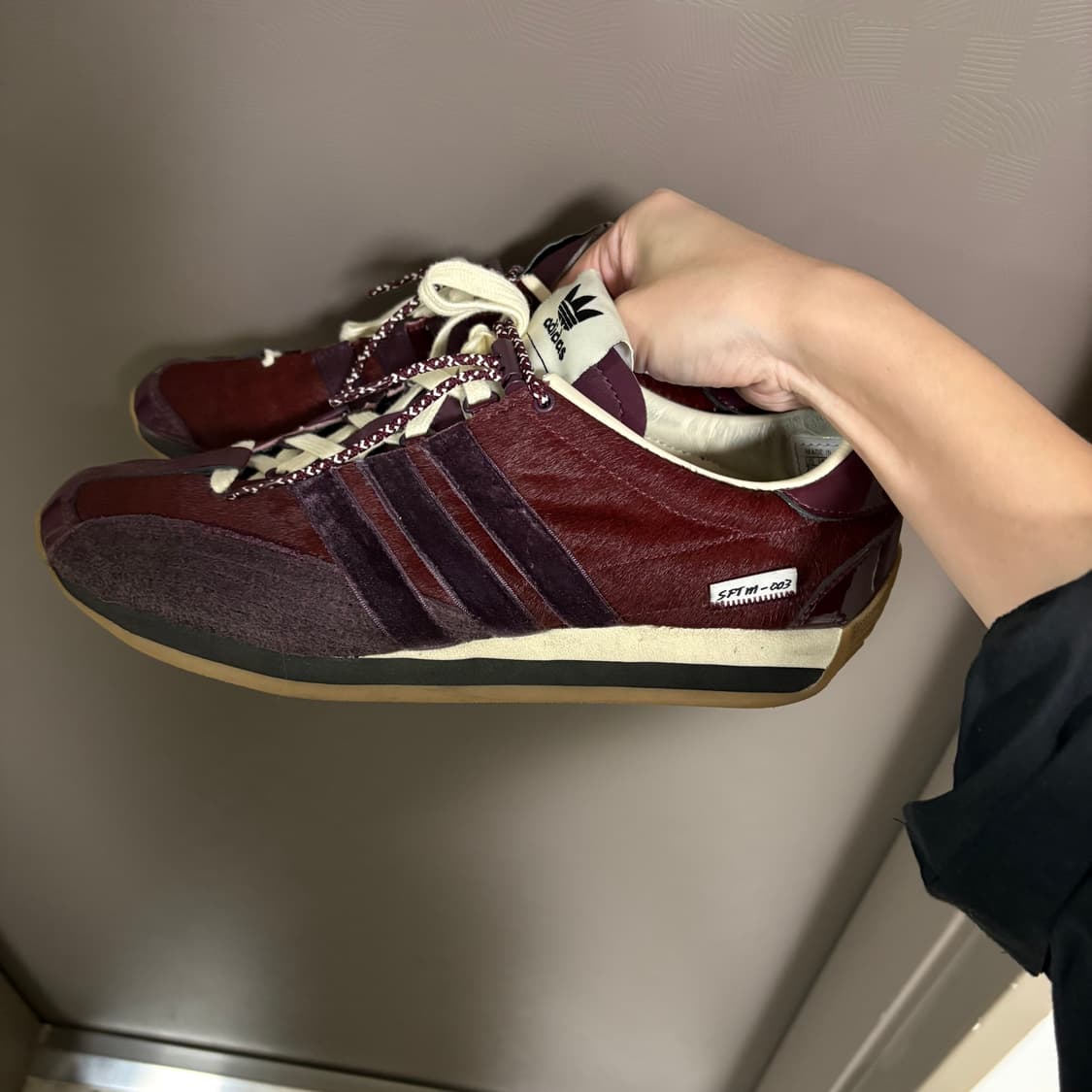 아디다스 송포더뮤트 마룬 255 상품이미지4