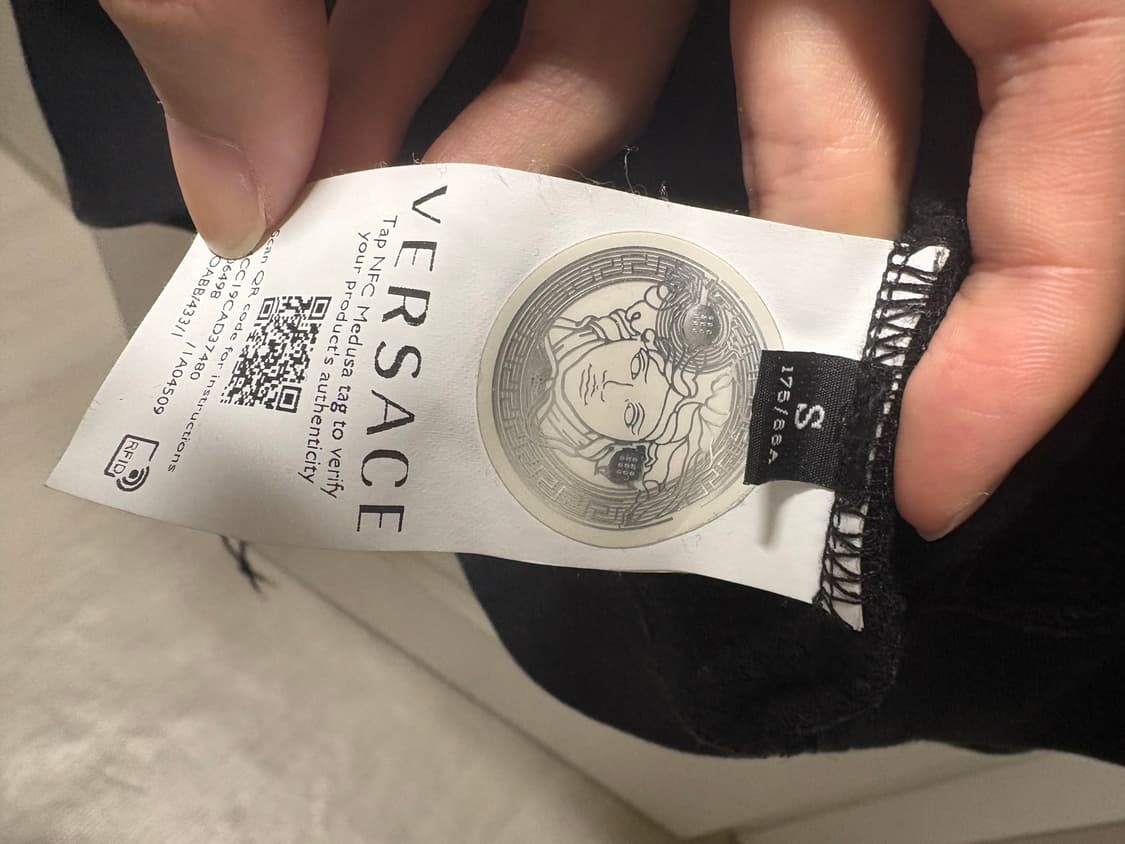 베르사체 후드티 상품이미지3