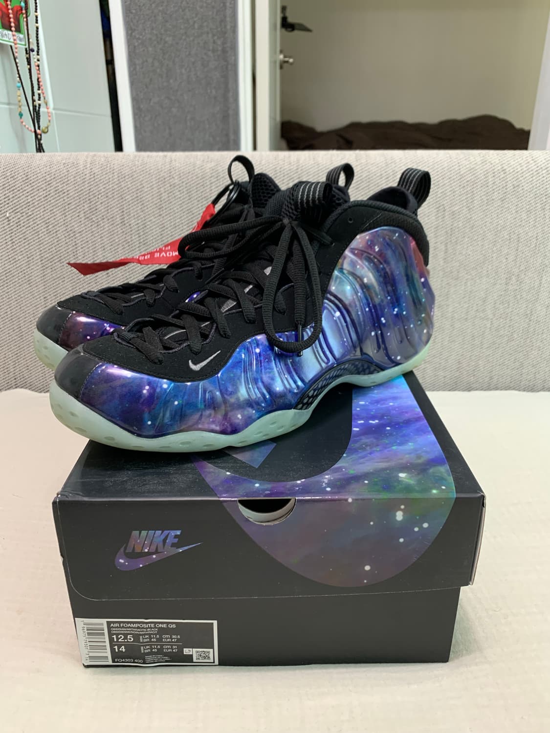 [305] 나이키 에어 폼포짓 원 갤럭시 상품이미지1