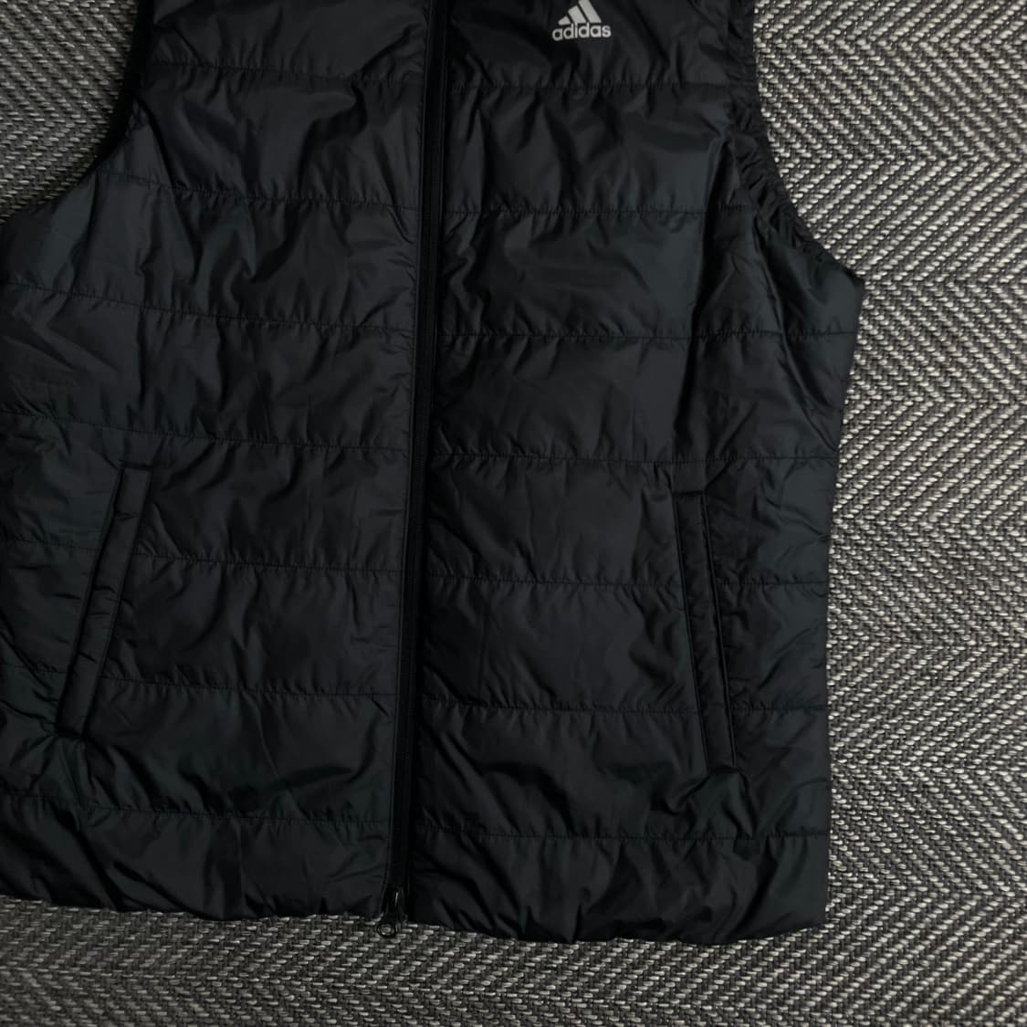 아디다스 경량 러닝 다운 베스트 블랙y 3415 상품이미지3